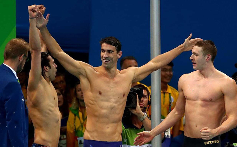 Phelps broke the world record with a total of 28 Olympic medals(图1）