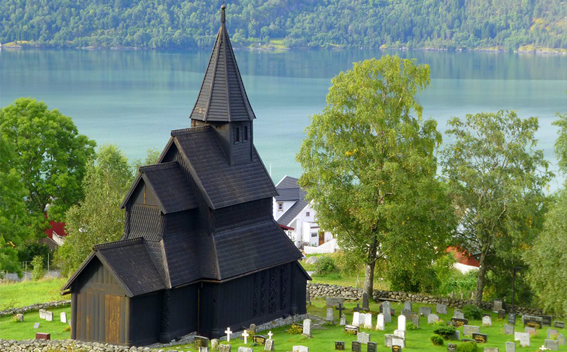 World's Influential Stave Church（图1）