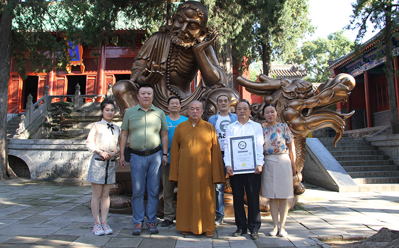 Largest bronze statue of Bodhidharma on a dragon turtle(图4）