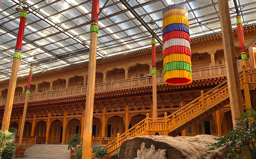 Largest wooden courtyard(图3）