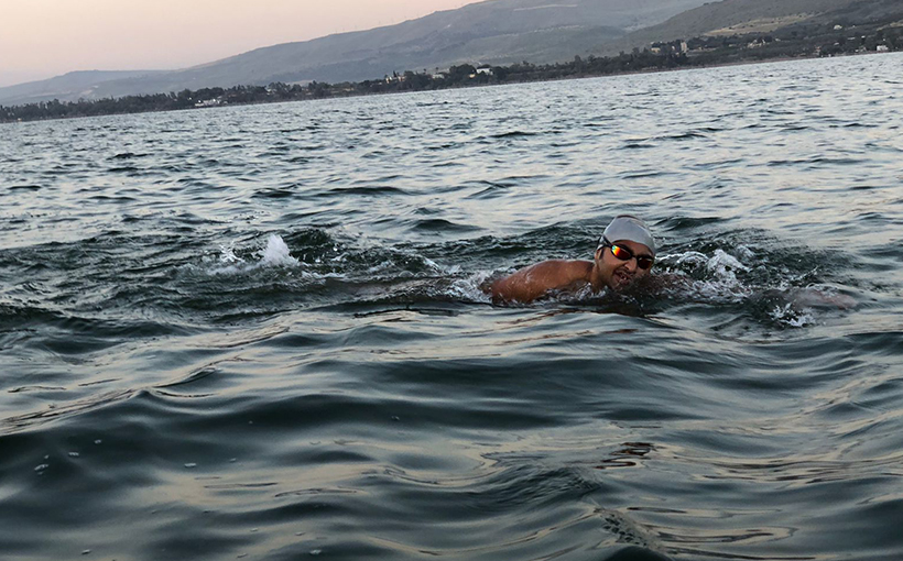Fastest time to swim the length of the Sea of Galilee (male)(图1）