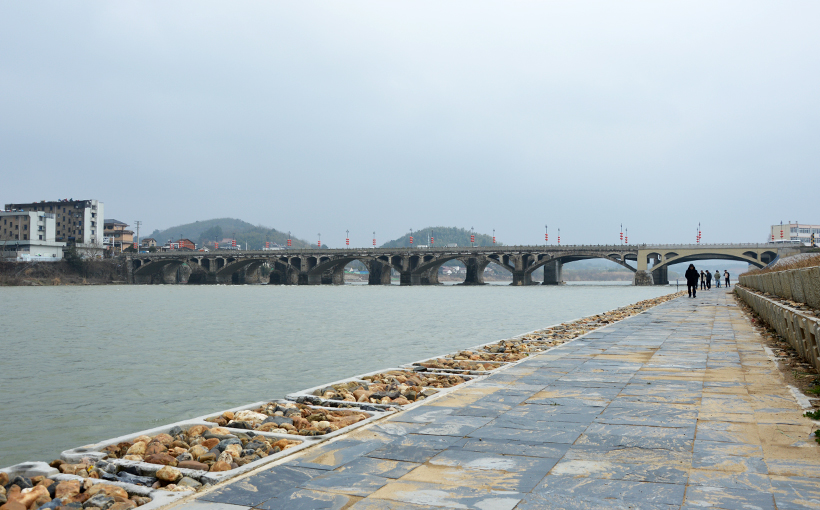 Longest stone arch bridge with an extension(图3）